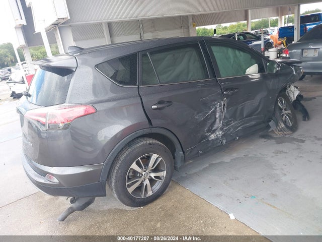 Toyota Rav4 Xle 2018 2T3WFREV1JW519265 Image 4