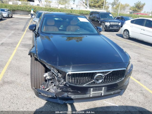 LVY982MK5JP030085 Volvo S90 T5 Momentum