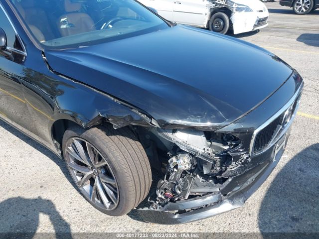 LVY982MK5JP030085 Volvo S90 T5 Momentum