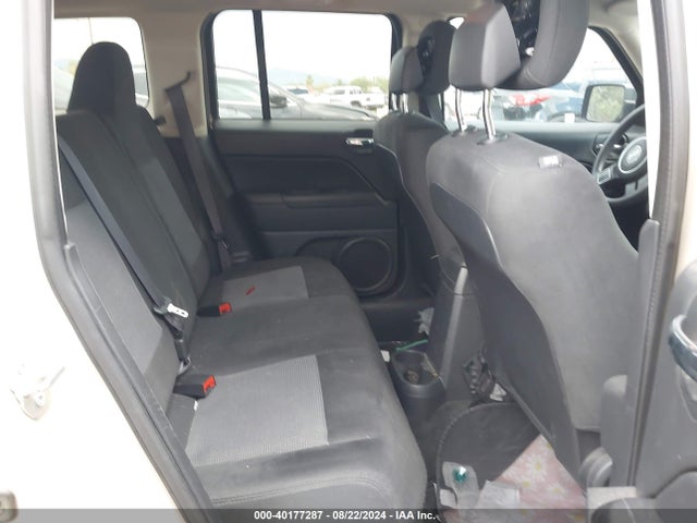 1C4NJPBB0GD776741 Jeep Patriot Sport