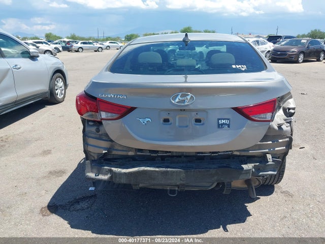 Hyundai ELANTRA SE 2014 5NPDH4AE9EH525743 Image 17