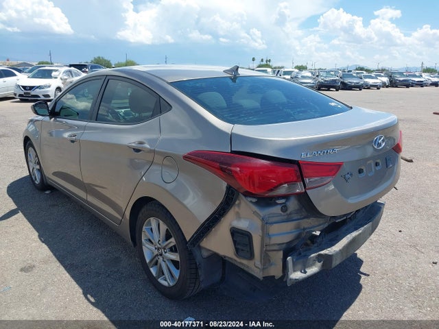 Hyundai ELANTRA SE 2014 5NPDH4AE9EH525743 Image 3