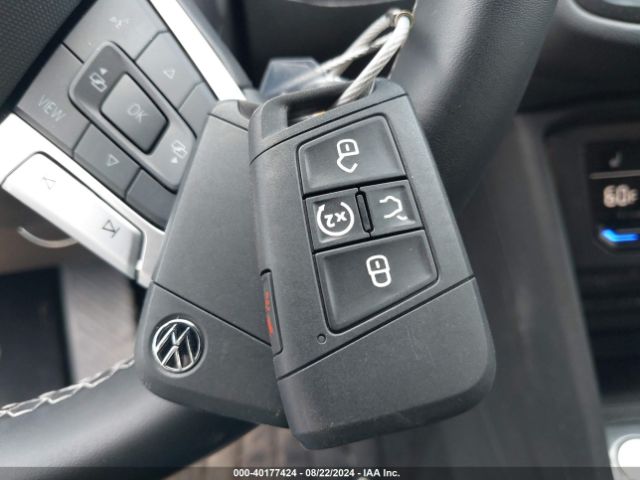 3VV2B7AX9RM121869 Volkswagen Tiguan 2.0t Se