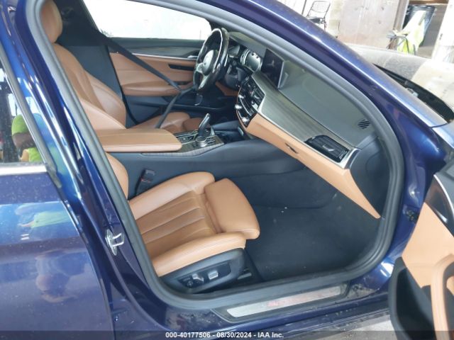 WBAJA7C53KWC77985 BMW 530i Xdrive