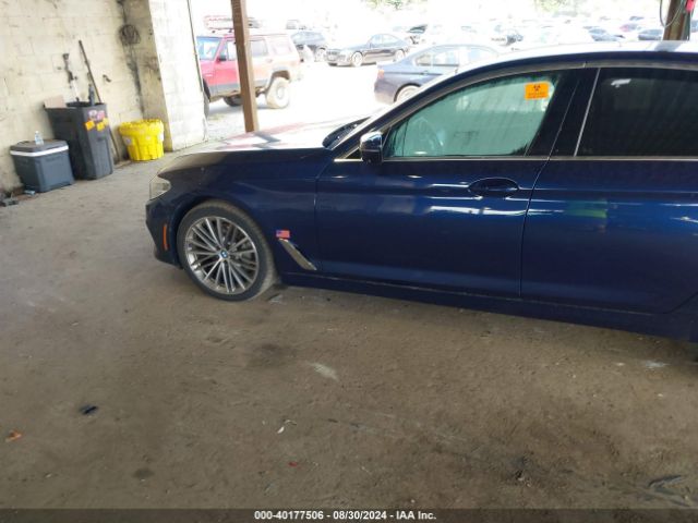 WBAJA7C53KWC77985 BMW 530i Xdrive