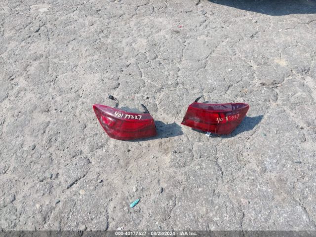 3KPF24AD1ME325122 KIA Forte Lxs