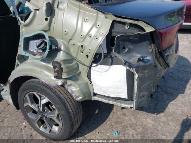 3KPF24AD1ME325122 KIA Forte Lxs