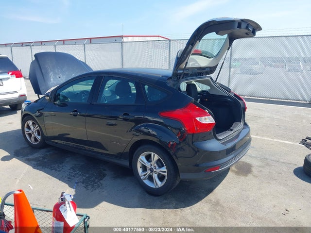 Ford FOCUS SE 2014 1FADP3K26EL235687 Image 3