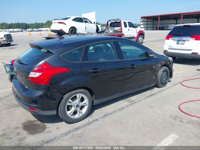 Ford FOCUS SE 2014 1FADP3K26EL235687 Image 4