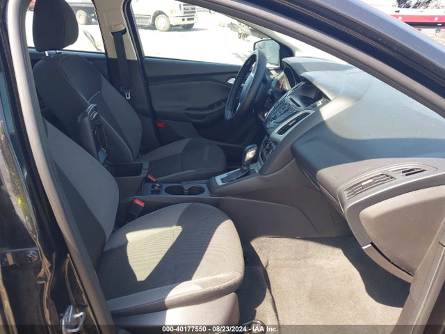 Ford FOCUS SE 2014 1FADP3K26EL235687 Image 5