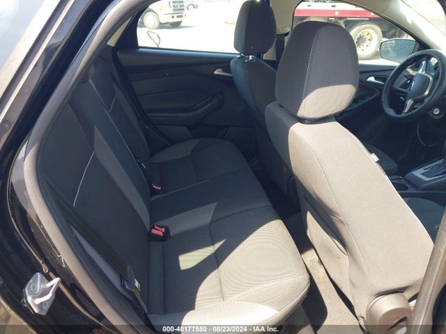 Ford FOCUS SE 2014 1FADP3K26EL235687 Image 8