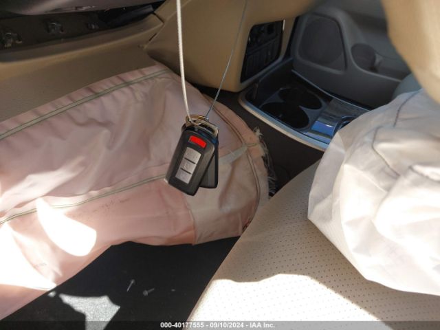 JA4AD3A35JZ014812 Mitsubishi Outlander Sel