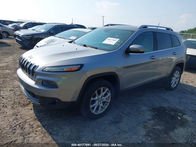Jeep Cherokee Latitude 2015 1C4PJLCB5FW747139 Image 2