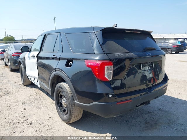 Ford Police Interceptor Utility 2021 1FM5K8AB5MGA43286 Image 3