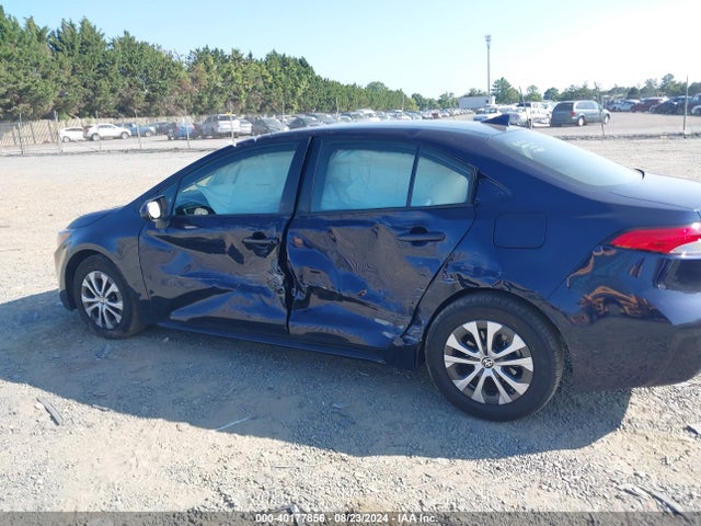 Toyota Corolla Hybrid Le 2022 JTDEAMDE9NJ058318 Image 14