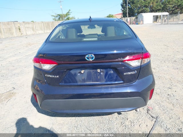 Toyota Corolla Hybrid Le 2022 JTDEAMDE9NJ058318 Image 16
