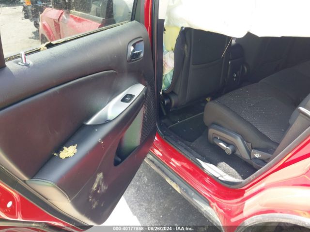 3C4PDCBB4KT815813 Dodge JOURNEY SE