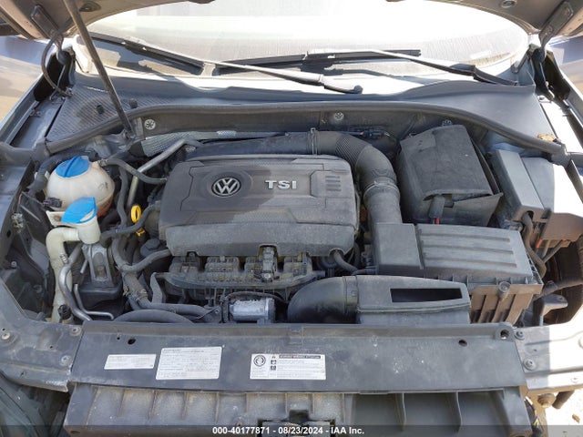 1VWBS7A34FC030076 Volkswagen Passat 1.8t Se