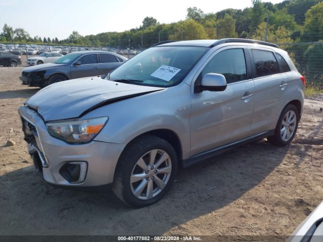 4A4AR4AU4FE008223 Mitsubishi Outlander Sport Se