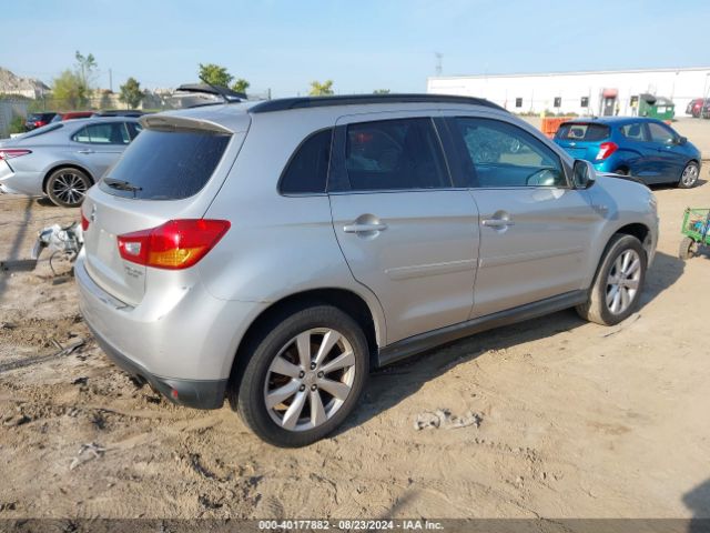 4A4AR4AU4FE008223 Mitsubishi Outlander Sport Se