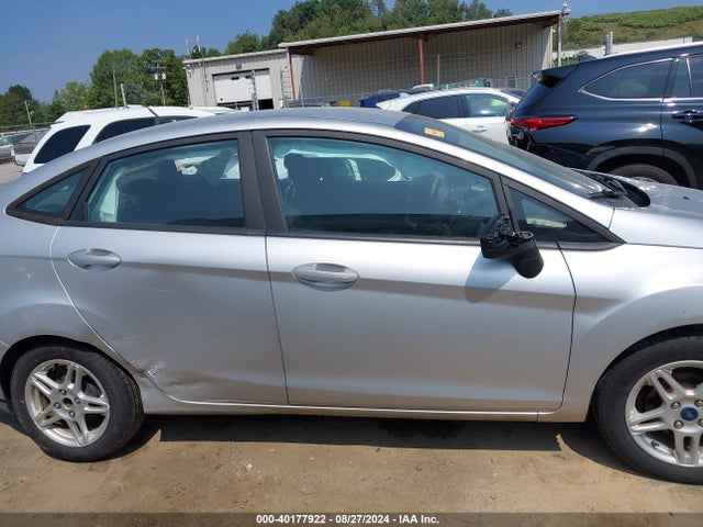 Ford FIESTA SE 2019 3FADP4BJ9KM118998 Image 13