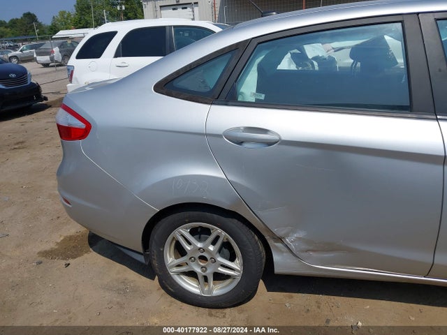 Ford FIESTA SE 2019 3FADP4BJ9KM118998 Image 6