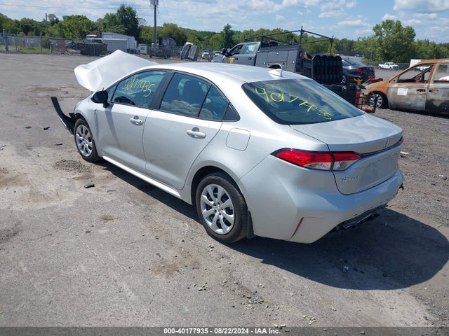 Toyota COROLLA LE 2021 5YFEPMAE6MP195455 Image 3