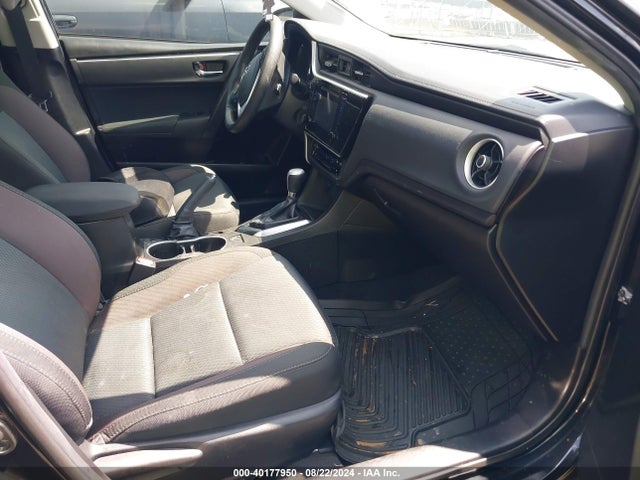 Toyota COROLLA LE 2018 5YFBURHE7JP767501 Image 5