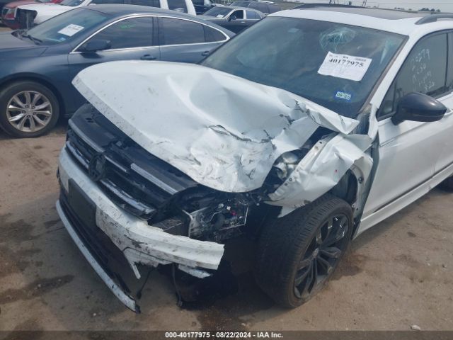 3VV3B7AX2MM070289 Volkswagen Tiguan 2.0t Se/2.0t Se R-line Black/2.0t Sel