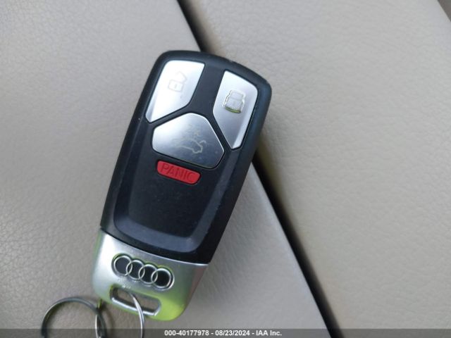 WA1LAAF78KD019373 Audi Q7 55 Premium