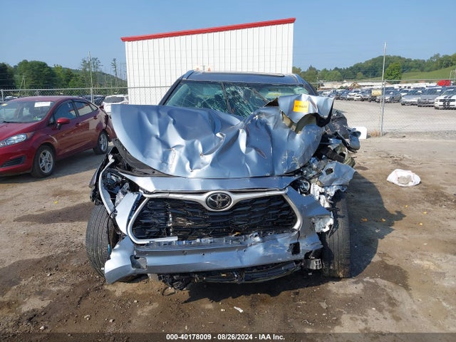 Toyota Highlander Xle 2021 5TDGZRBH4MS117403 Image 12