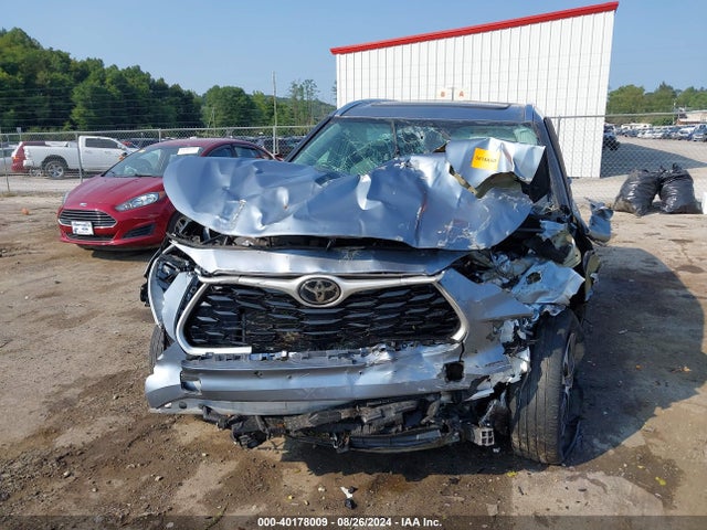 Toyota Highlander Xle 2021 5TDGZRBH4MS117403 Image 6