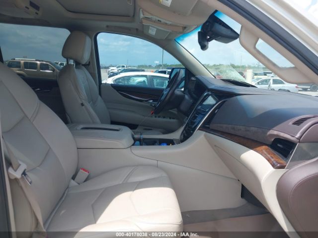 1GYS3BKJ3GR328398 Cadillac Escalade Luxury Collection