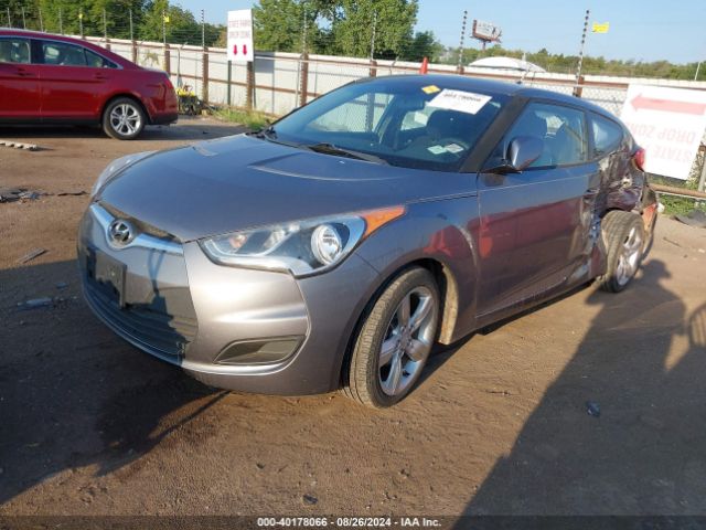 KMHTC6AD7EU217601 Hyundai Veloster Base W/black