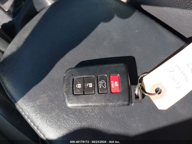 JTMDFREV5GD175338 Toyota Rav4 Limited