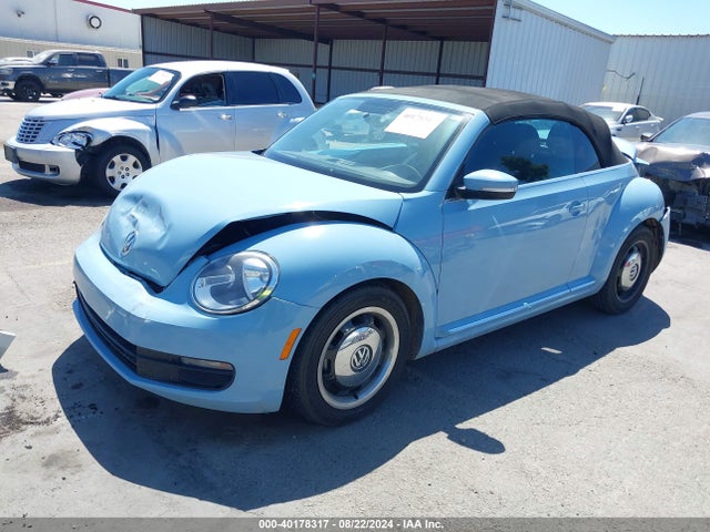3VW517AT7EM821974 Volkswagen Beetle 1.8t