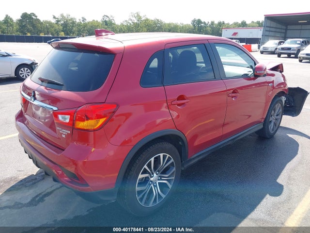 2018 MITSUBISHI OUTLANDER SPORT JA4AP3AW2JU013874 Photo 3