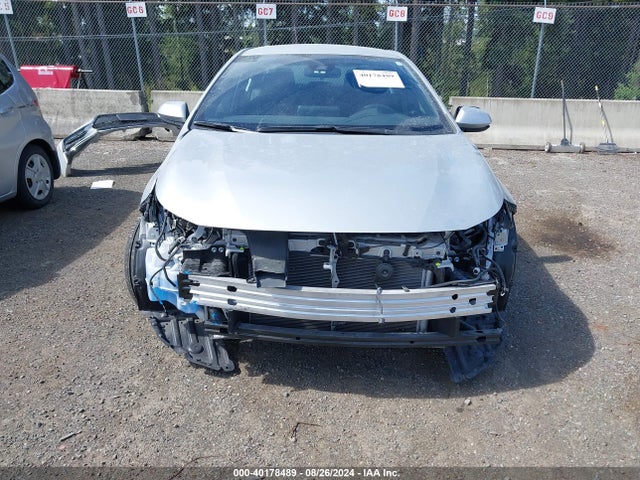Toyota COROLLA SE 2022 5YFS4MCE0NP109972 Image 6