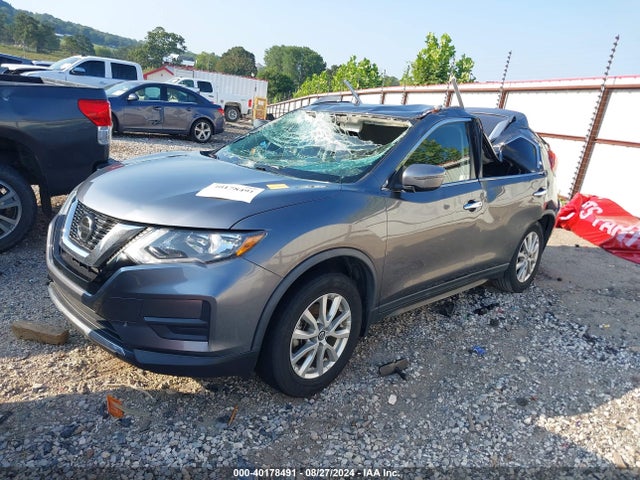 Nissan ROGUE SV 2018 KNMAT2MT8JP610345 Image 2