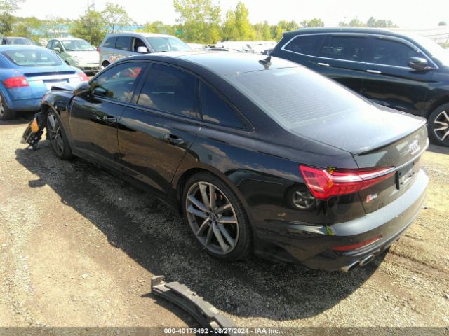 2020 AUDI S6 WAUFFAF21LN065743 Photo 2