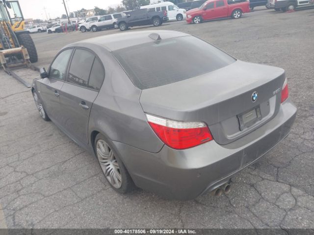 2010 BMW 550I WBANW5C54ACT57350 Photo 2
