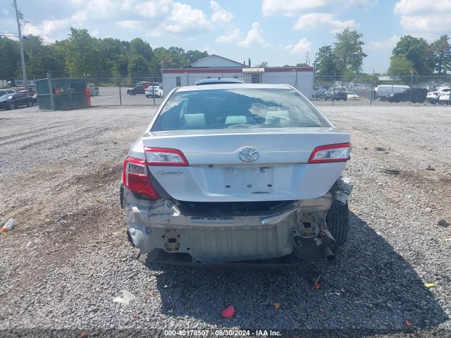 Toyota CAMRY LE 2014 4T4BF1FK2ER386458 Image 17
