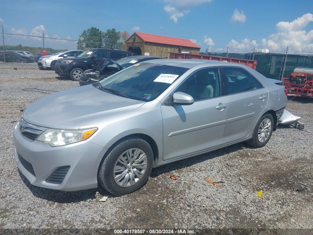 Toyota CAMRY LE 2014 4T4BF1FK2ER386458 Image 2