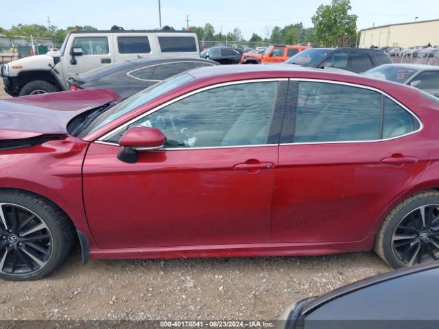 4T1B61HK5JU526861 Toyota CAMRY XSE