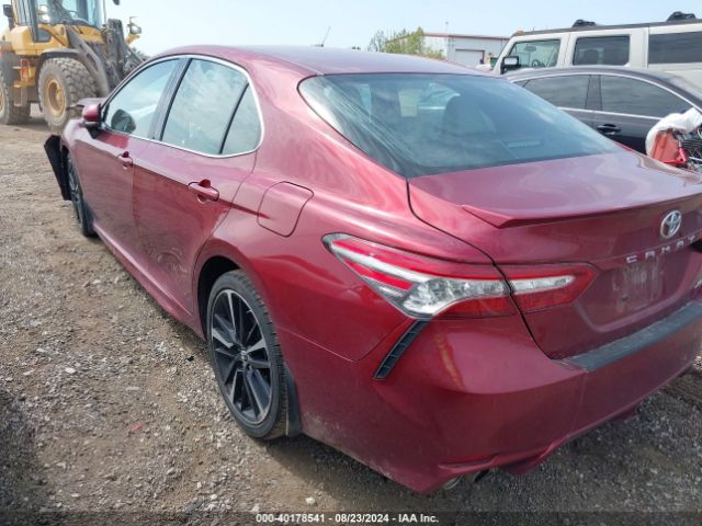4T1B61HK5JU526861 Toyota CAMRY XSE