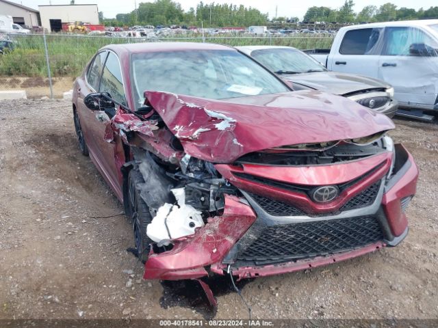 4T1B61HK5JU526861 Toyota CAMRY XSE