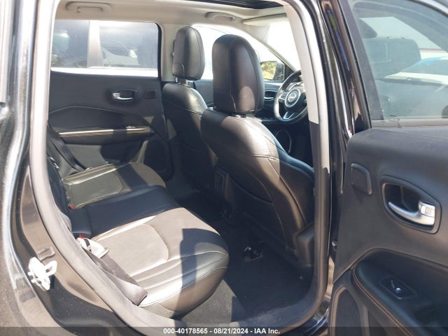 3C4NJCCB7JT240376 Jeep Compass Limited Fwd