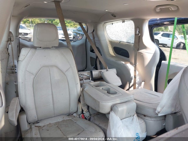 2C4RC1BG0KR715268 Chrysler Pacifica Touring L