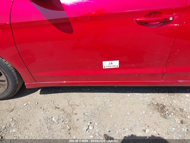 Hyundai Elantra Value Edition 2020 5NPD84LF9LH628762 Image 12