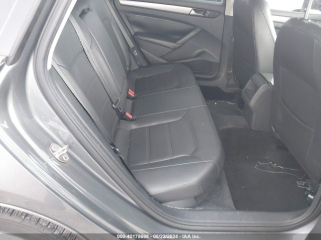 1VWAT7A35FC083166 Volkswagen Passat 1.8t Limited Edition